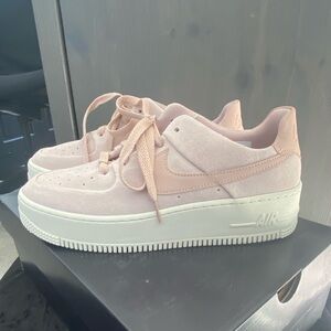 New Nike Women's Air Force 1 Sage Low Shoes Beige size 9